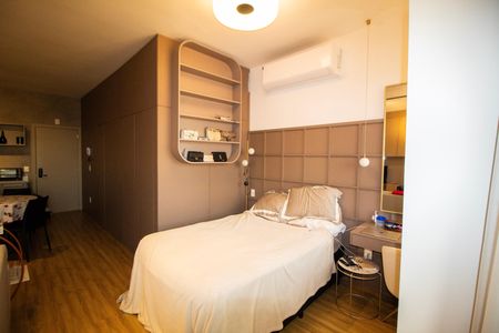 Studio para alugar com 42m², 1 quarto e 1 vaga Studio para alugar com 42m², 1 quarto e 1 vagaQuarto