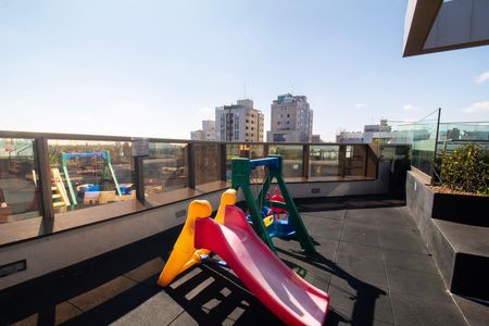 Studio para alugar com 42m², 1 quarto e 1 vaga Studio para alugar com 42m², 1 quarto e 1 vagaÁrea comum - Playground