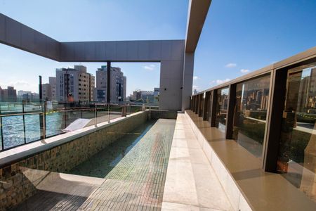 Studio para alugar com 42m², 1 quarto e 1 vaga Studio para alugar com 42m², 1 quarto e 1 vagaÁrea comum - Piscina