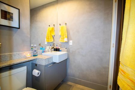 Studio para alugar com 42m², 1 quarto e 1 vaga Studio para alugar com 42m², 1 quarto e 1 vagaBanheiro