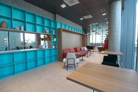 Apartamento para alugar com 32m², 1 quarto e 1 vaga Apartamento para alugar com 32m², 1 quarto e 1 vagaÁrea comum - Salão de festas