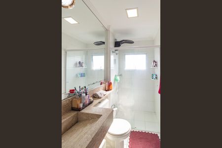 Banheiro de apartamento para alugar com 2 quartos, 56m² em São Pedro, Osasco