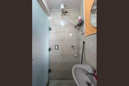 Casa à venda com 7 quartos, 200m² em Vila Gumercindo, São Paulo