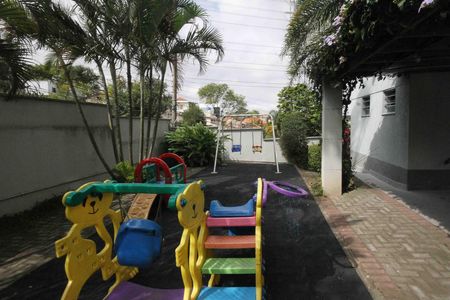 Apartamento para alugar com 52m², 2 quartos e 1 vaga Apartamento para alugar com 52m², 2 quartos e 1 vagaÁrea comum - Playground