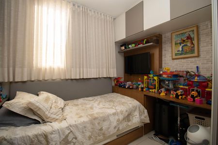 Apartamento à venda com 100m², 3 quartos e 1 vaga Apartamento à venda com 100m², 3 quartos e 1 vagaQuarto 2