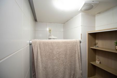 Apartamento à venda com 100m², 3 quartos e 1 vaga Apartamento à venda com 100m², 3 quartos e 1 vagaBanheiro da Suíte