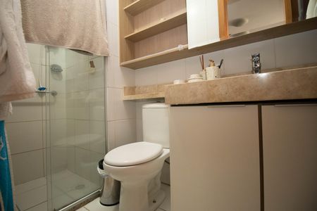 Apartamento à venda com 100m², 3 quartos e 1 vaga Apartamento à venda com 100m², 3 quartos e 1 vagaBanheiro da Suíte