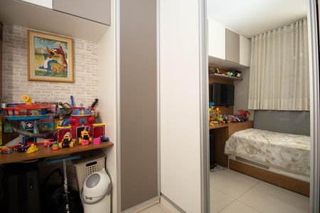 Apartamento à venda com 100m², 3 quartos e 1 vaga Apartamento à venda com 100m², 3 quartos e 1 vagaQuarto 2