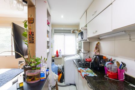Cozinha de apartamento à venda com 2 quartos, 55m² em Azenha, Porto Alegre