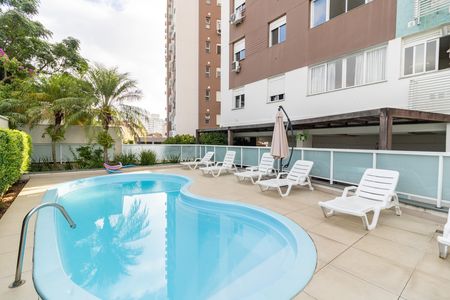 Área comum - Piscina de apartamento à venda com 2 quartos, 55m² em Azenha, Porto Alegre
