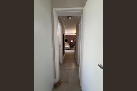 Corredor de apartamento à venda com 2 quartos, 84m² em Jardim Santa Eudoxia, Campinas