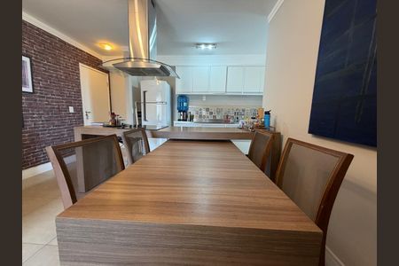 Apartamento à venda com 84m², 2 quartos e 1 vaga Apartamento à venda com 84m², 2 quartos e 1 vagaSala
