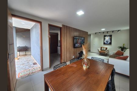 Sala de casa à venda com 2 quartos, 60m² em Guaratiba, Rio de Janeiro