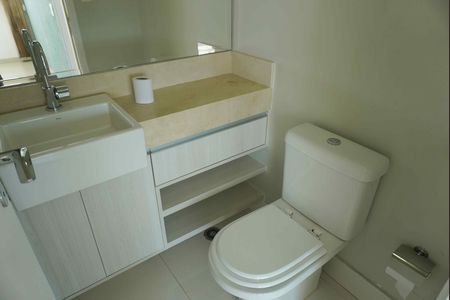Lavabo de apartamento à venda com 1 quarto, 94m² em Alphaville, Santana de Parnaíba