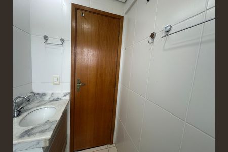 Apartamento para alugar com 52m², 2 quartos e 1 vaga Apartamento para alugar com 52m², 2 quartos e 1 vagaBanheiro
