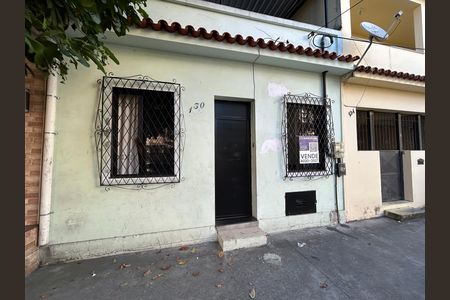 Fachada + placa de casa à venda com 2 quartos, 66m² em Engenho de Dentro, Rio de Janeiro