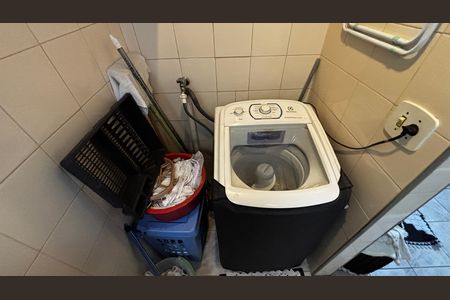 Apartamento à venda com 46m², 2 quartos e 1 vaga Apartamento à venda com 46m², 2 quartos e 1 vagaÁrea de Serviço