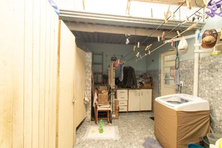 Casa à venda com 152m², 3 quartos e 3 vagas Casa à venda com 152m², 3 quartos e 3 vagasÁrea de Serviço