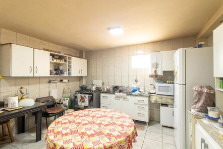 Casa à venda com 152m², 3 quartos e 3 vagas Casa à venda com 152m², 3 quartos e 3 vagasCozinha
