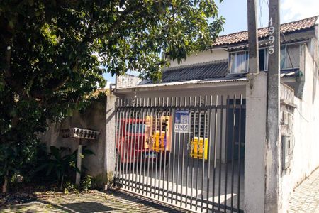 Casa à venda com 152m², 3 quartos e 3 vagas Casa à venda com 152m², 3 quartos e 3 vagasPlaca