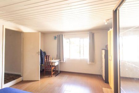 Casa à venda com 152m², 3 quartos e 3 vagas Casa à venda com 152m², 3 quartos e 3 vagasQuarto 2