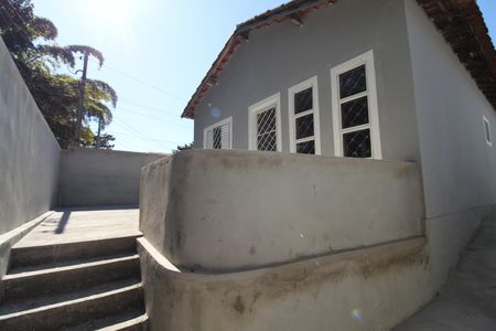 Quintal de casa para alugar com 3 quartos, 380m² em Jardim Satélite, São José dos Campos