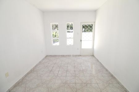 Sala de casa para alugar com 3 quartos, 380m² em Jardim Satélite, São José dos Campos