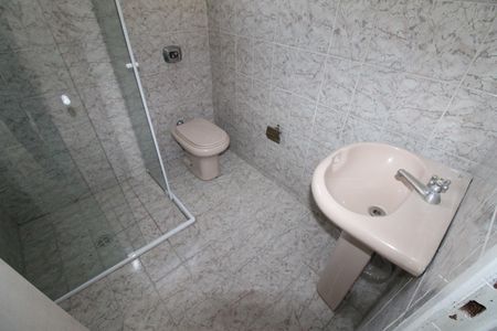Banheiro de casa para alugar com 3 quartos, 380m² em Jardim Satélite, São José dos Campos