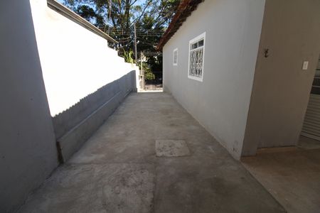 Garagem de casa para alugar com 3 quartos, 380m² em Jardim Satélite, São José dos Campos