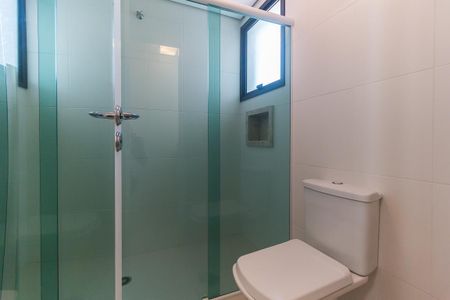 Banheiro de apartamento para alugar com 2 quartos, 68m² em Vila Oliveira, Mogi das Cruzes