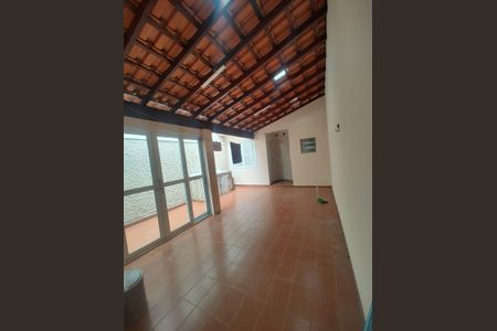 Casa à venda com 151m², 2 quartos e 2 vagasÁrea Externa