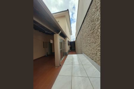 Corredor de casa à venda com 2 quartos, 151m² em Vila Alves Dias, São Bernardo do Campo