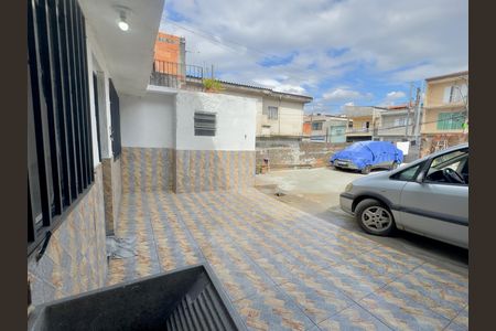 Quintal de casa para alugar com 3 quartos, 90m² em Jardim Valeria, Guarulhos