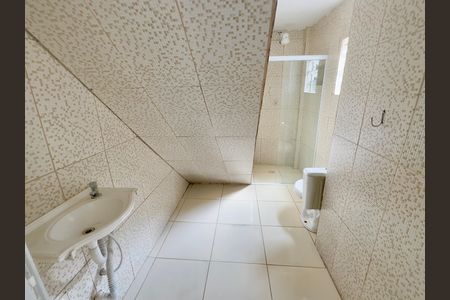 Casa para alugar com 90m², 3 quartos e 1 vaga Casa para alugar com 90m², 3 quartos e 1 vagaBanheiro 1