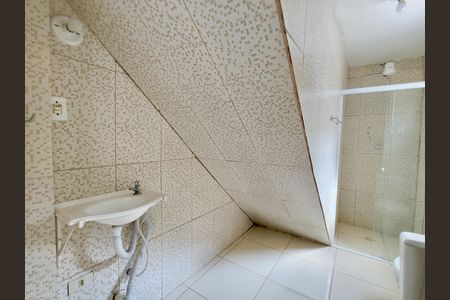 Casa para alugar com 90m², 3 quartos e 1 vaga Casa para alugar com 90m², 3 quartos e 1 vagaBanheiro 1