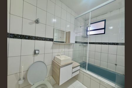 Casa para alugar com 90m², 3 quartos e 1 vaga Casa para alugar com 90m², 3 quartos e 1 vagaBanheiro 2