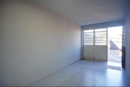 Garagem de casa à venda com 3 quartos, 210m² em Santos Dumont, São Leopoldo
