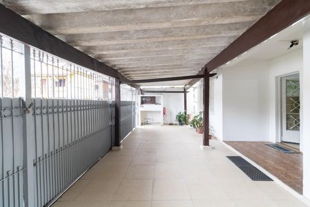 Garagem de casa para alugar com 2 quartos, 120m² em Jardim Santana, São Paulo