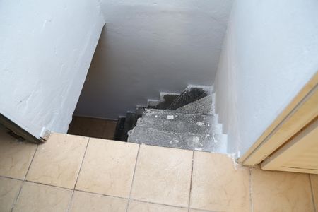 Apartamento para alugar com 91m², 2 quartos e 1 vagaEscada
