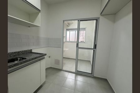 Apartamento para alugar com 72m², 3 quartos e 2 vagas Apartamento para alugar com 72m², 3 quartos e 2 vagasCozinha