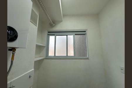 Área de Serviço de apartamento para alugar com 3 quartos, 72m² em Jardim Maria Helena, Barueri