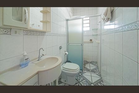 Banheiro de casa para alugar com 3 quartos, 80m² em Cangaiba, São Paulo