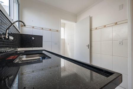 Cozinha de apartamento para alugar com 1 quarto, 60m² em Cerqueira César, São Paulo