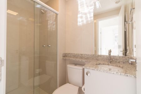 Banheiro de apartamento para alugar com 2 quartos, 39m² em Jaguaré, São Paulo