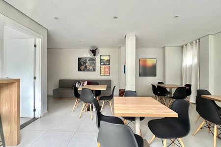 Apartamento à venda com 26m², 1 quarto e sem vaga Apartamento à venda com 26m², 1 quarto e sem vagaÁrea comum - Salão de festas