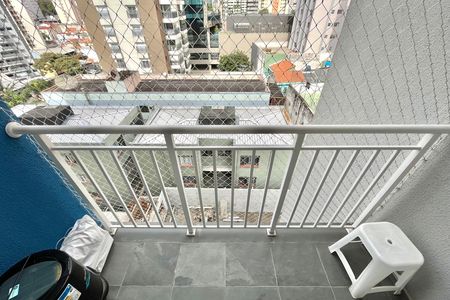Varanda de apartamento à venda com 1 quarto, 26m² em Vila Guarani (zona Sul), São Paulo
