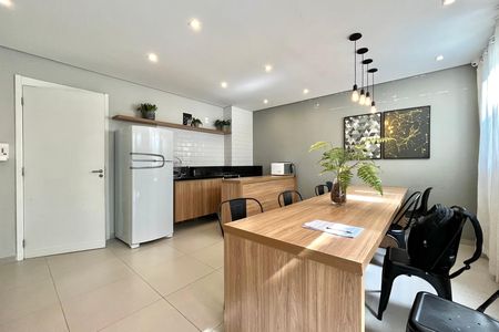 Apartamento à venda com 26m², 1 quarto e sem vaga Apartamento à venda com 26m², 1 quarto e sem vagaÁrea comum - Salão de festas