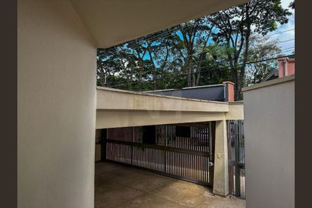 Casa à venda com 4 quartos, 391m² em Jardim dos Estados, São Paulo