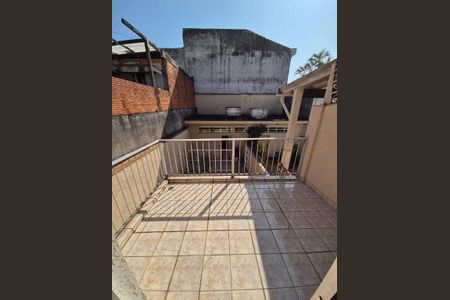 Casa para alugar com 3 quartos, 200m² em Vila Nair, São Paulo
