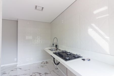 Cozinha de apartamento à venda com 2 quartos, 44m² em Santa Maria, Osasco